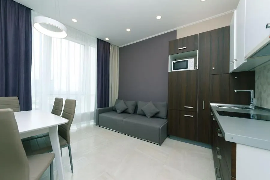 Apartment In Smart Plaza كييف